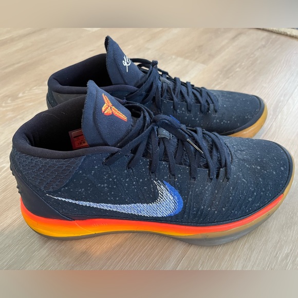 Nike Kobe basketball ball size 11 shoes - Picture 3 of 9